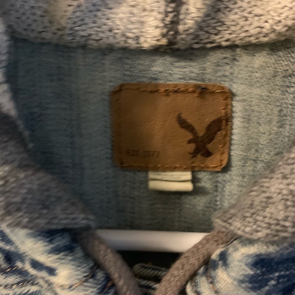 Sweatshirt/jean jacket - Picture 2 of 2